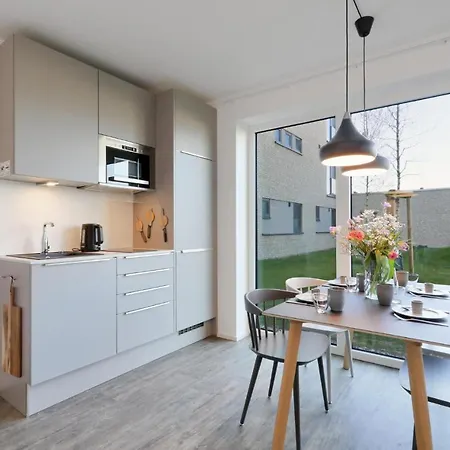 Stunning In Lembruch-dmmer See With 1 Bedrooms, Wifi And Indoor Swimming Pool Lägenhet