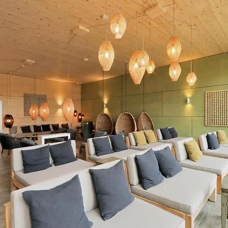 Stunning In Lembruch-dmmer See With 1 Bedrooms, Wifi And Indoor Swimming Pool *